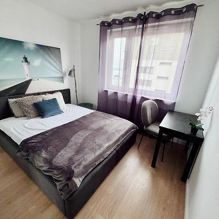 C- Home4U - Apartment With A City View Close To Aquapark, Parking In Secured Area Cracovia Exterior foto