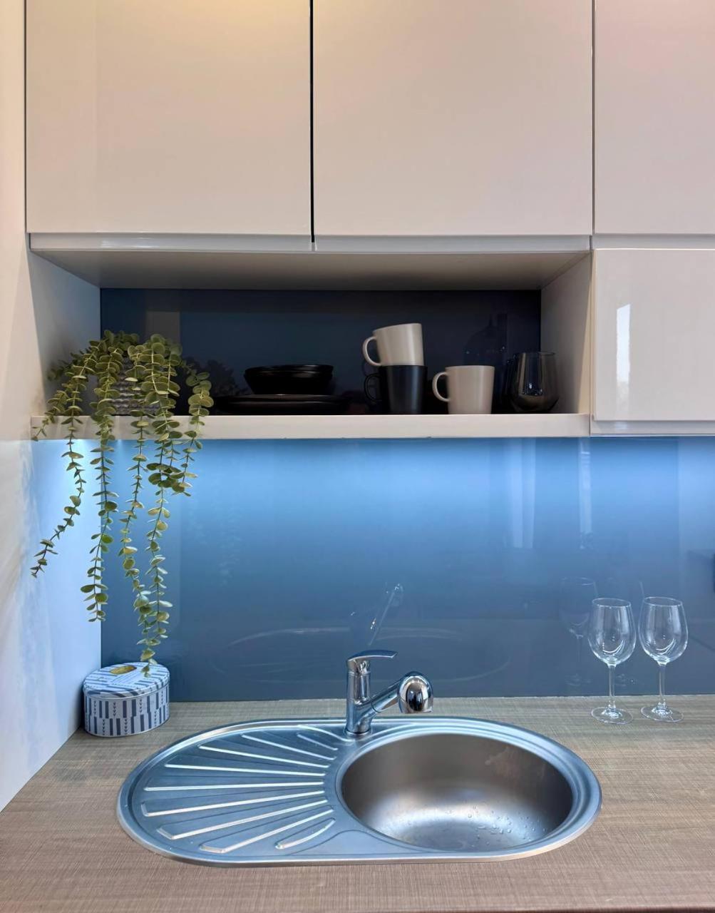 C- Home4U - Apartment With A City View Close To Aquapark, Parking In Secured Area Cracovia Exterior foto