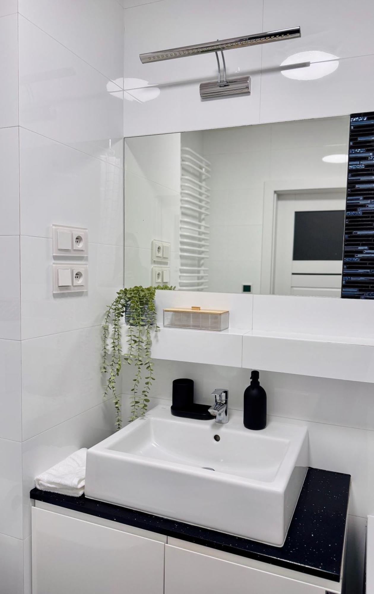 C- Home4U - Apartment With A City View Close To Aquapark, Parking In Secured Area Cracovia Exterior foto