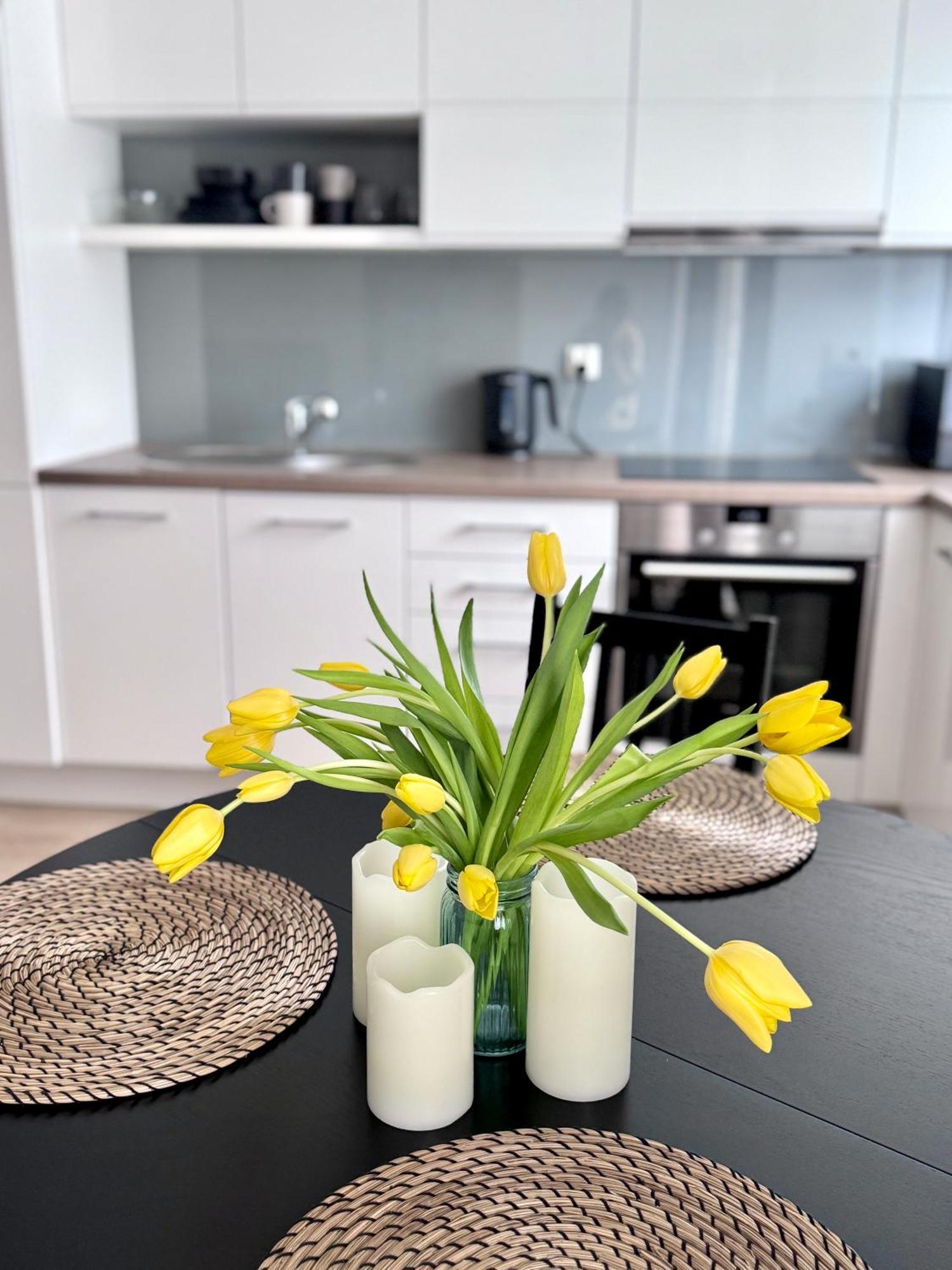 C- Home4U - Apartment With A City View Close To Aquapark, Parking In Secured Area Cracovia Exterior foto